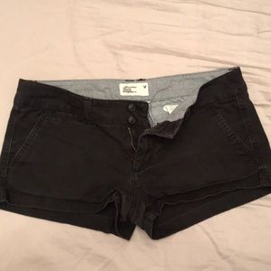 American Eagle black shorts